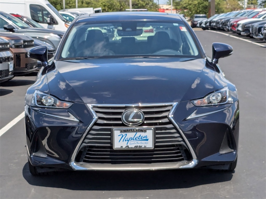 2018 Lexus IS 300 2