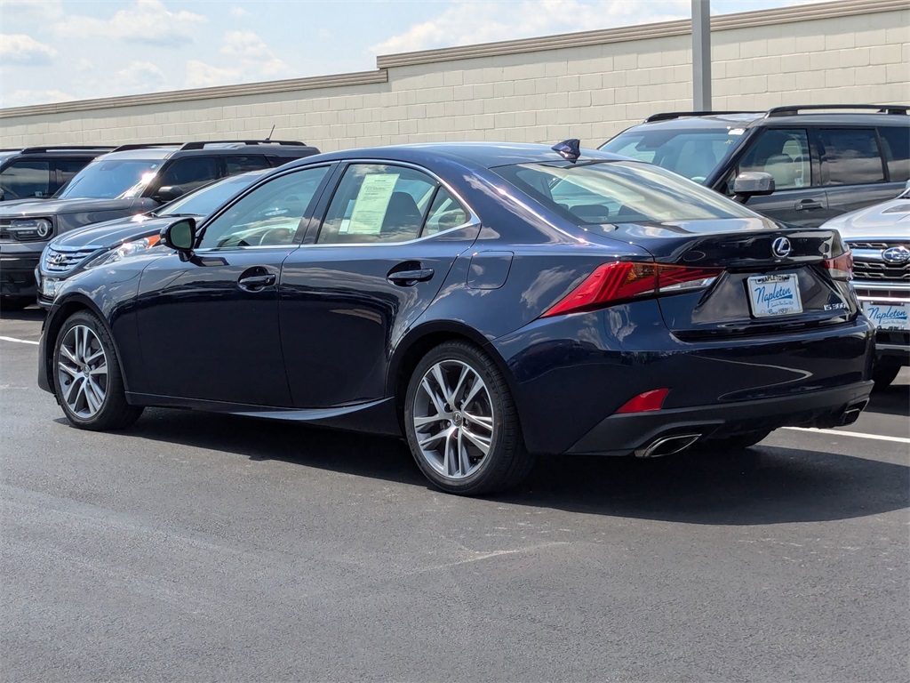 2018 Lexus IS 300 7