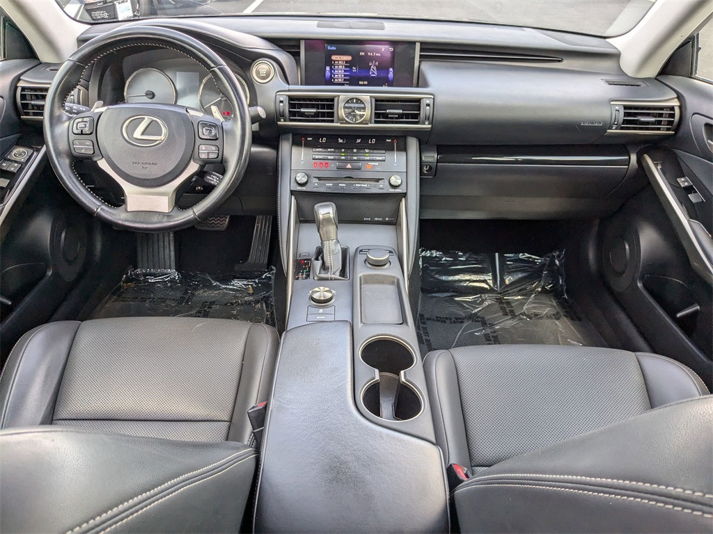 2018 Lexus IS 300 25