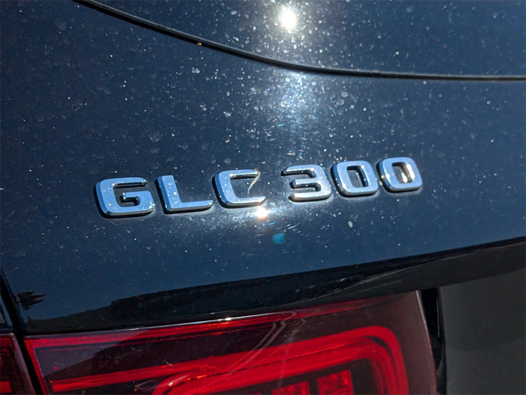 2022 Mercedes-Benz GLC GLC 300 27