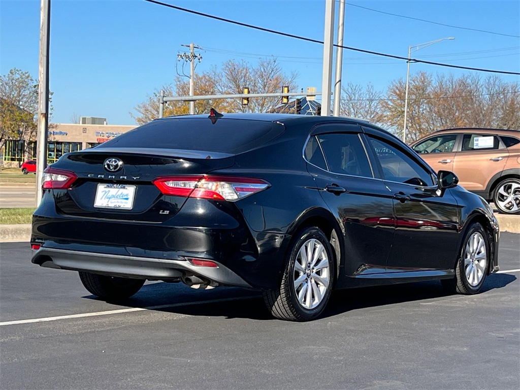 2018 Toyota Camry LE 5