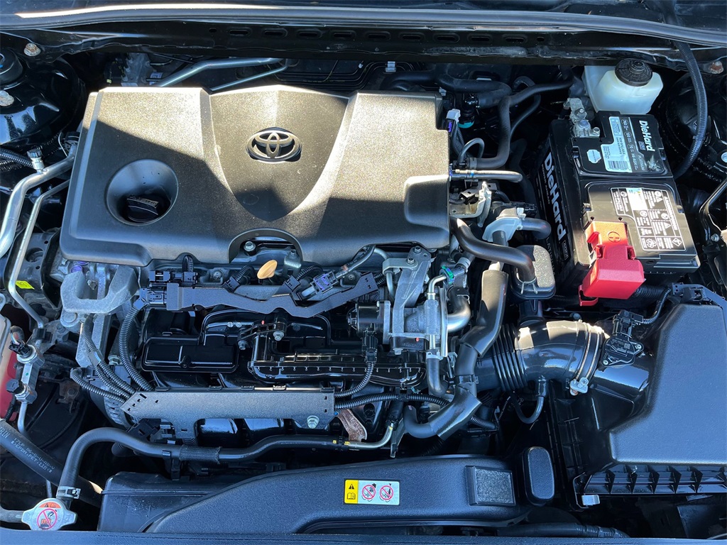 2018 Toyota Camry LE 10