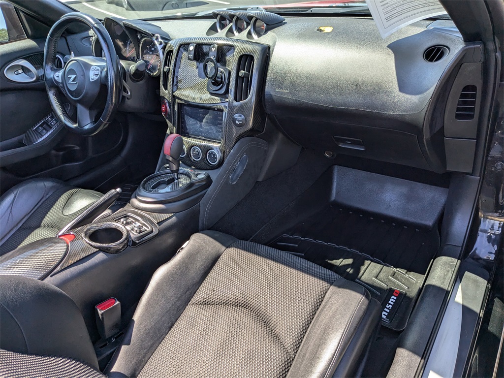 2011 Nissan 370Z Touring 24