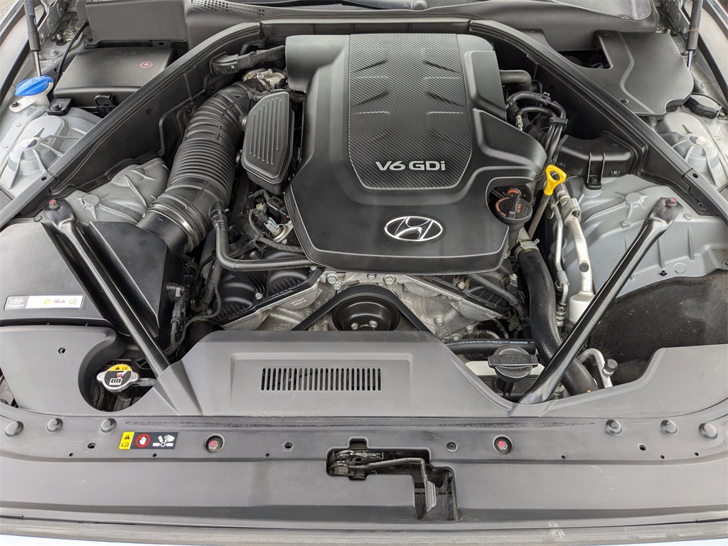 2015 Hyundai Genesis 3.8 34