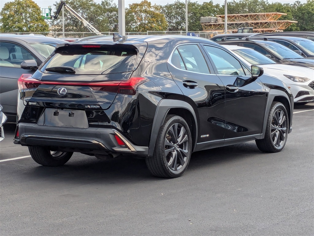 2021 Lexus UX 250h F SPORT 4