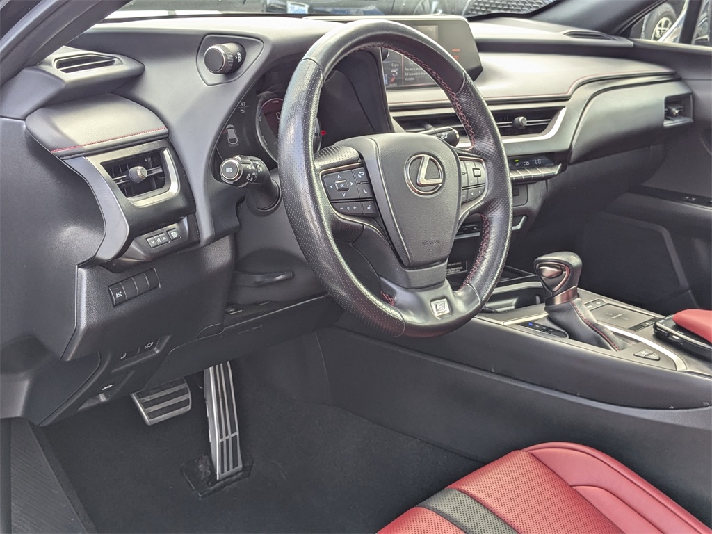 2021 Lexus UX 250h F SPORT 9