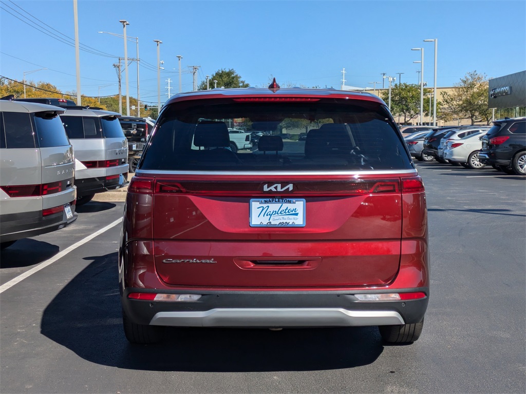 2022 Kia Carnival LXS 6