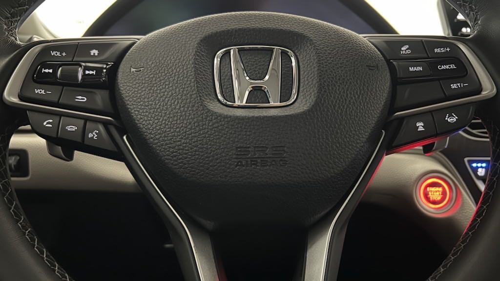 2018 Honda Accord Touring 10