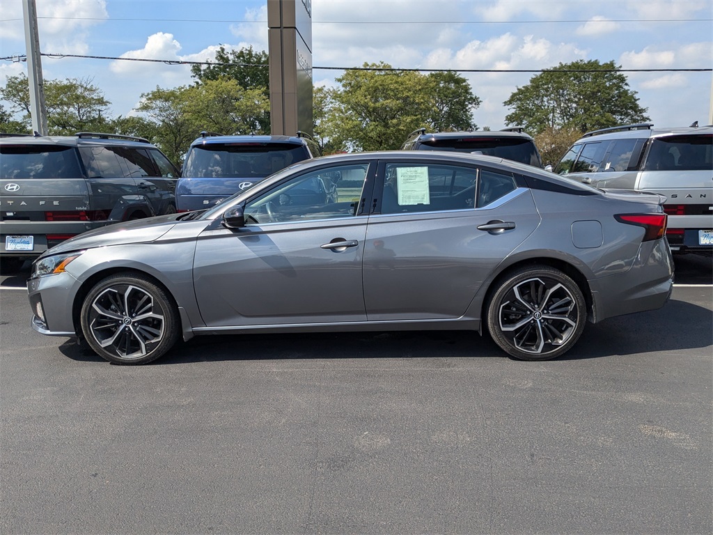 2023 Nissan Altima 2.5 SR 7