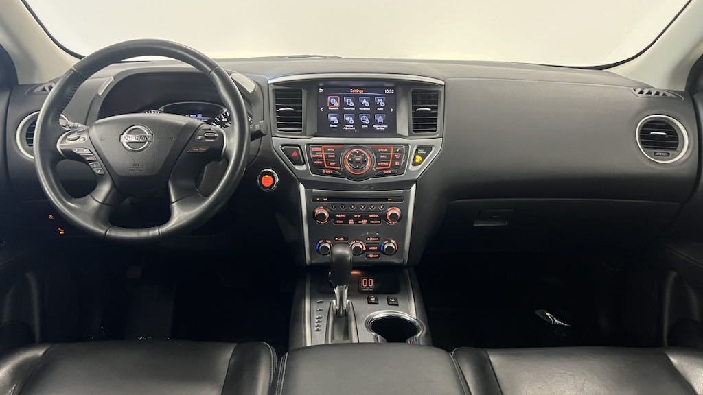 2018 Nissan Pathfinder SL 8