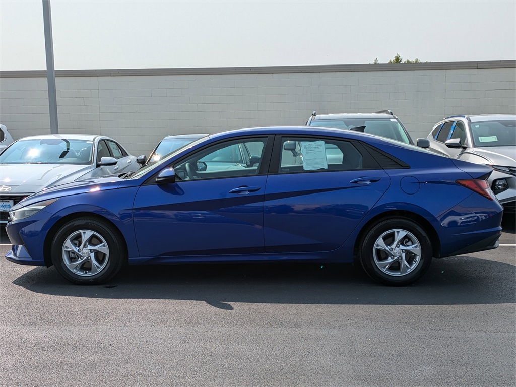 2023 Hyundai Elantra SE 8