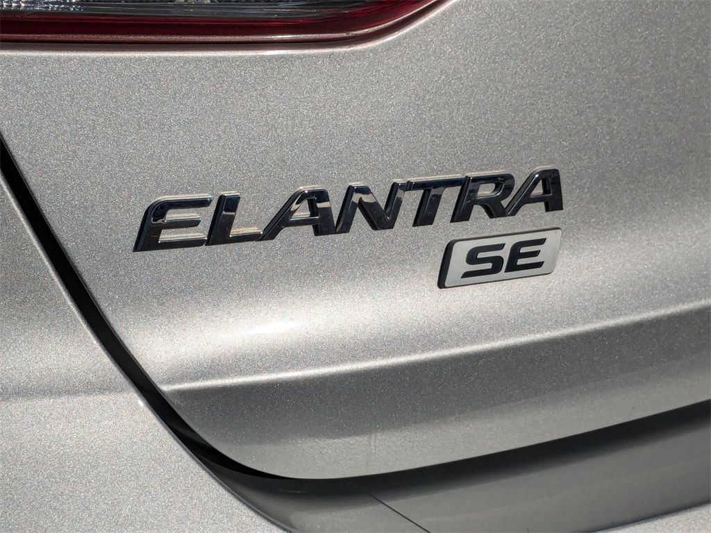 2018 Hyundai Elantra SE 7