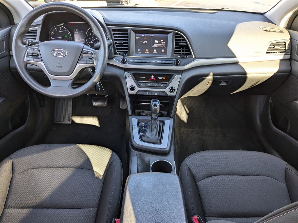 2018 Hyundai Elantra SE 14