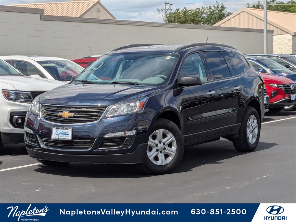 2016 Chevrolet Traverse LS 1