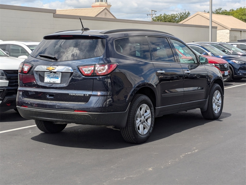 2016 Chevrolet Traverse LS 5