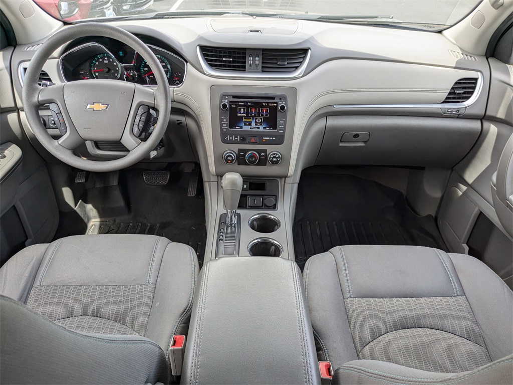 2016 Chevrolet Traverse LS 22