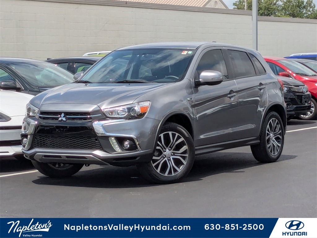 2019 Mitsubishi Outlander Sport 2.0 SE 1