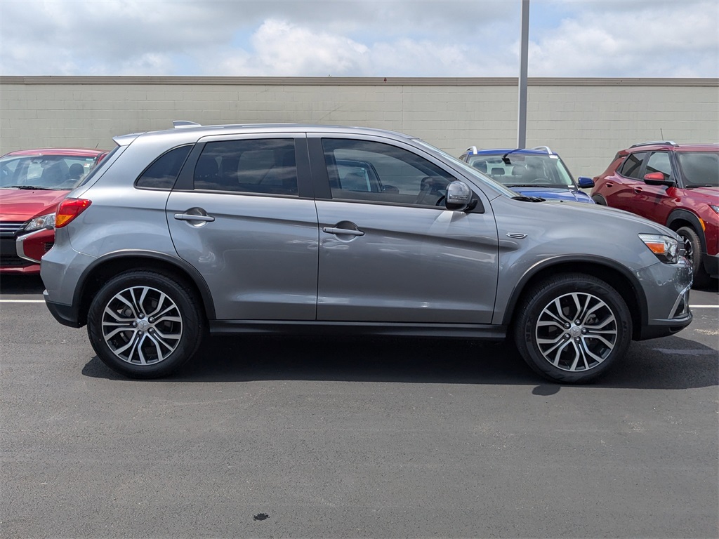 2019 Mitsubishi Outlander Sport 2.0 SE 4