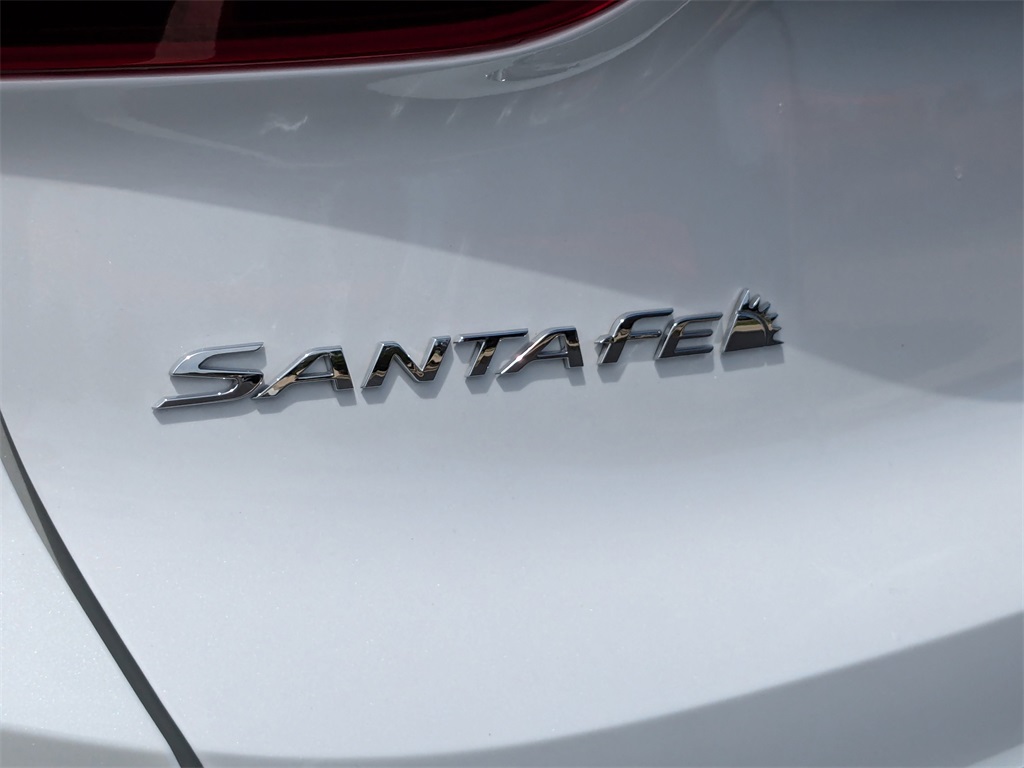 2022 Hyundai Santa Fe SEL 25