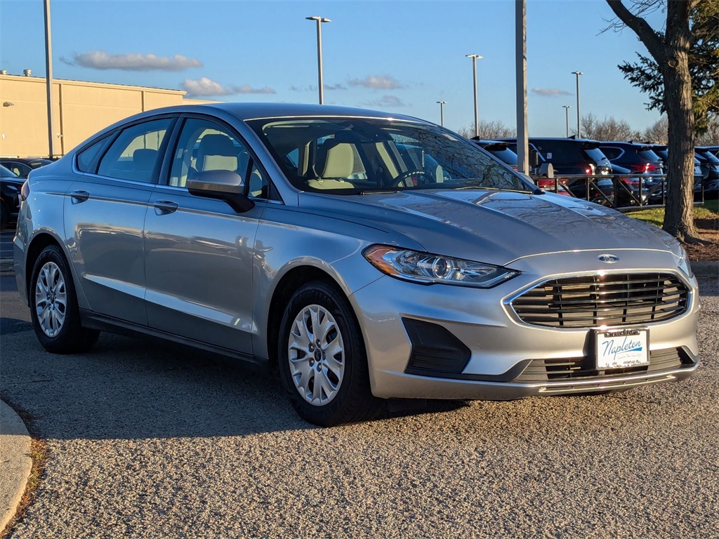 2020 Ford Fusion S 5