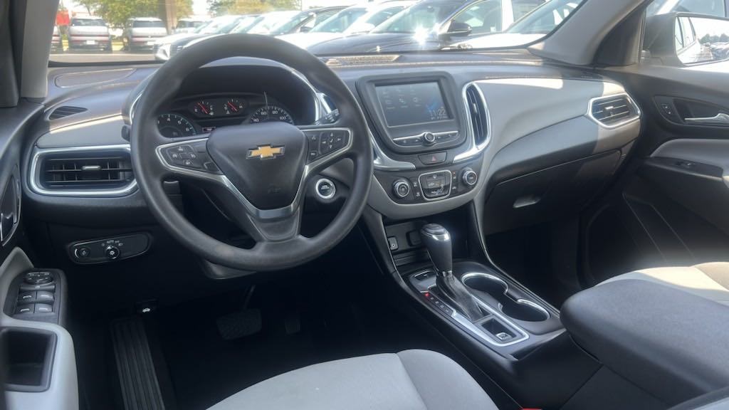 2018 Chevrolet Equinox LS 9