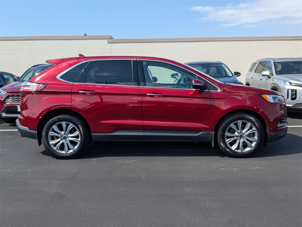 2019 Ford Edge Titanium 4