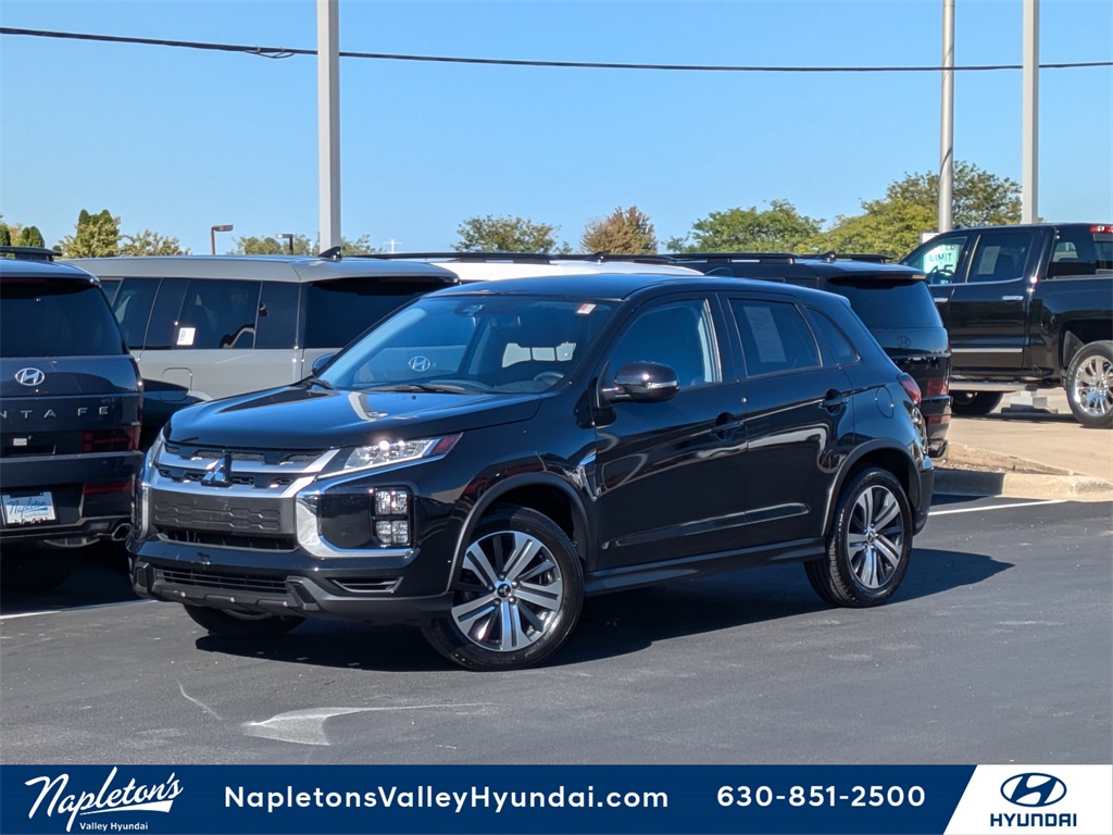 2020 Mitsubishi Outlander Sport 2.0 SE 1