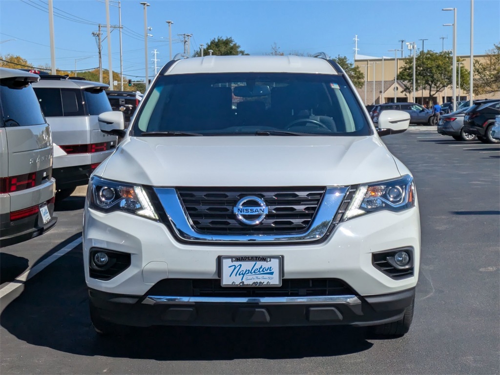 2019 Nissan Pathfinder SV 2