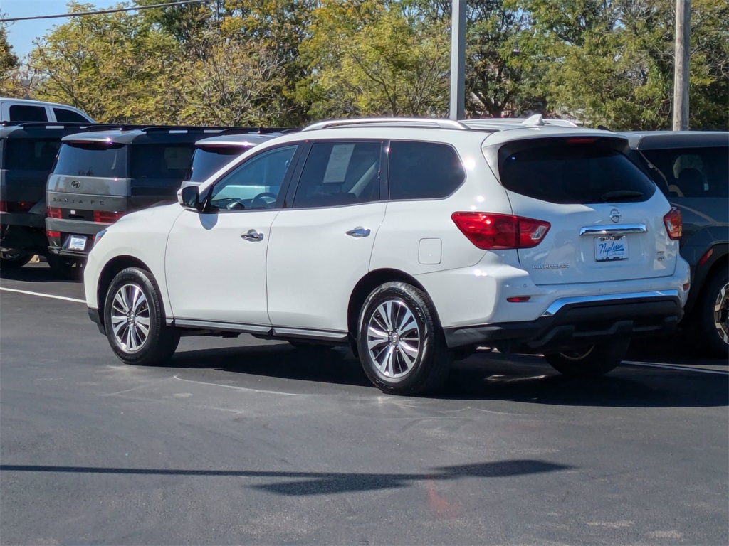 2019 Nissan Pathfinder SV 7