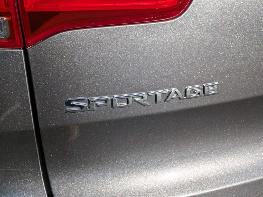 2015 Kia Sportage LX 21