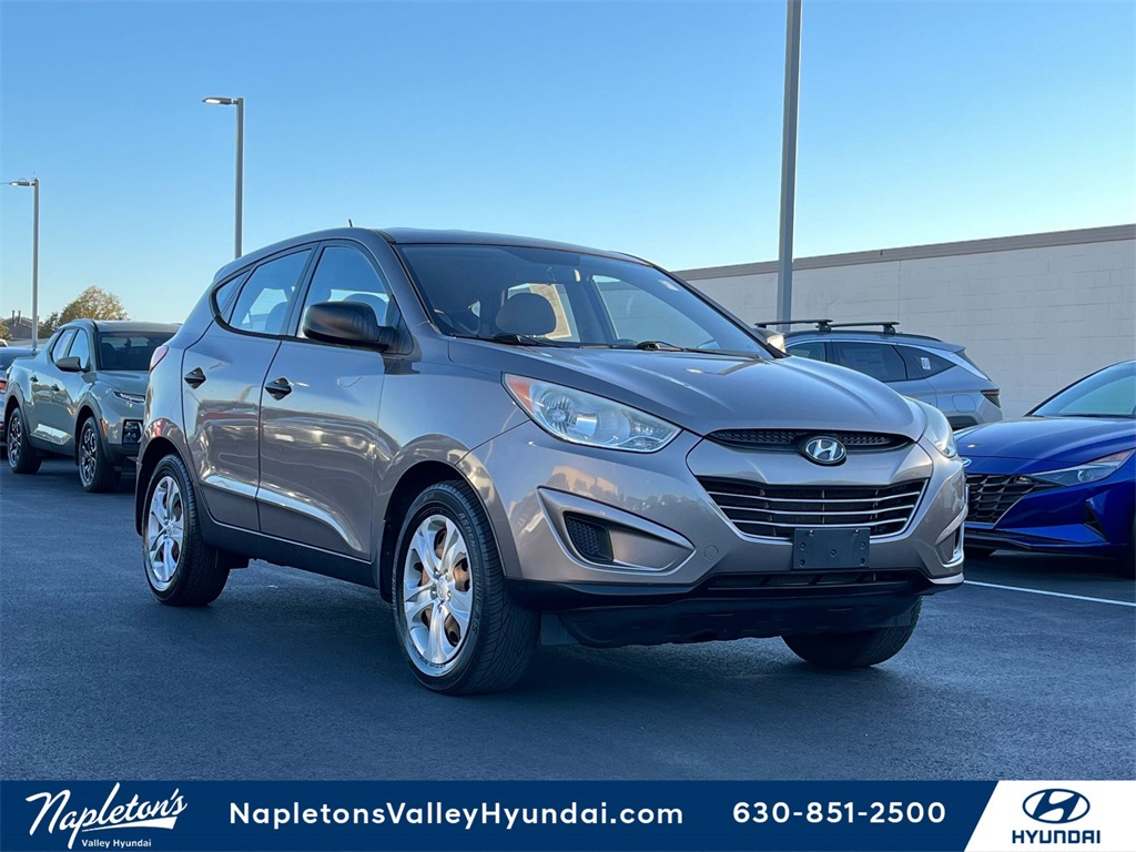 2011 Hyundai Tucson GL 1