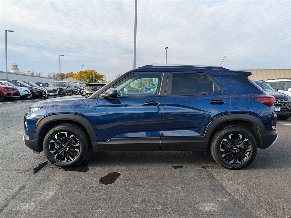 2023 Chevrolet TrailBlazer LT 2