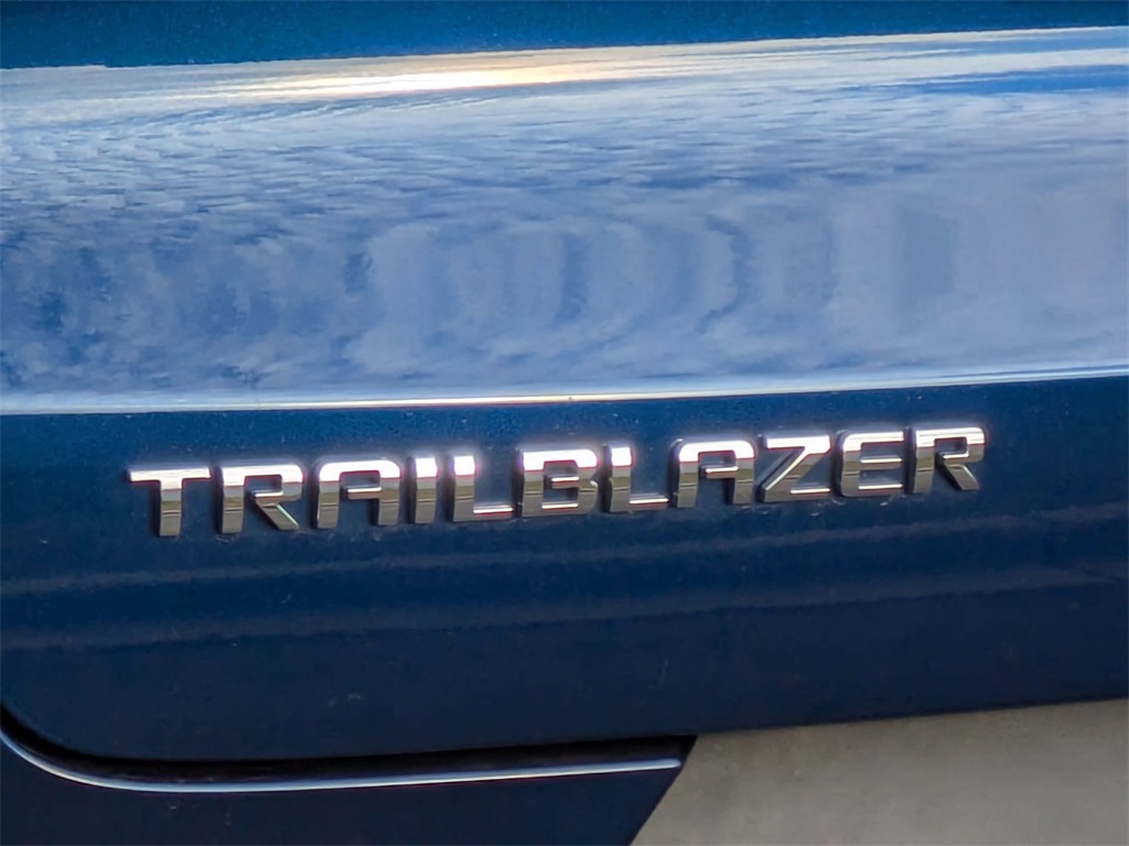 2023 Chevrolet TrailBlazer LT 24