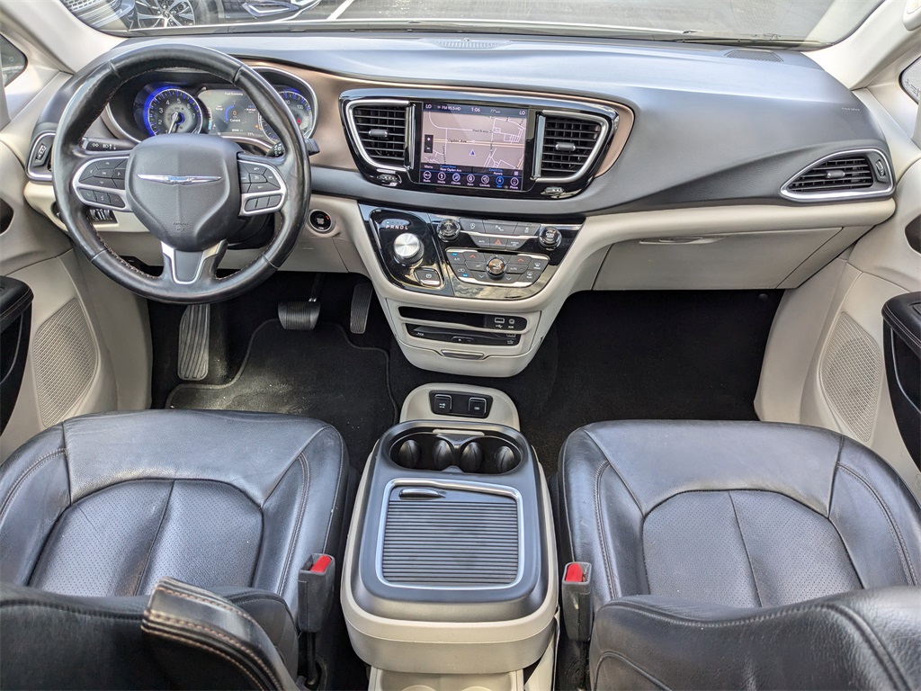 2019 Chrysler Pacifica Touring L Plus 27