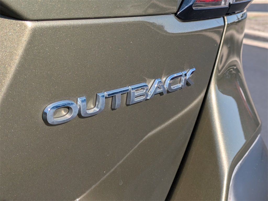 2020 Subaru Outback Premium 24