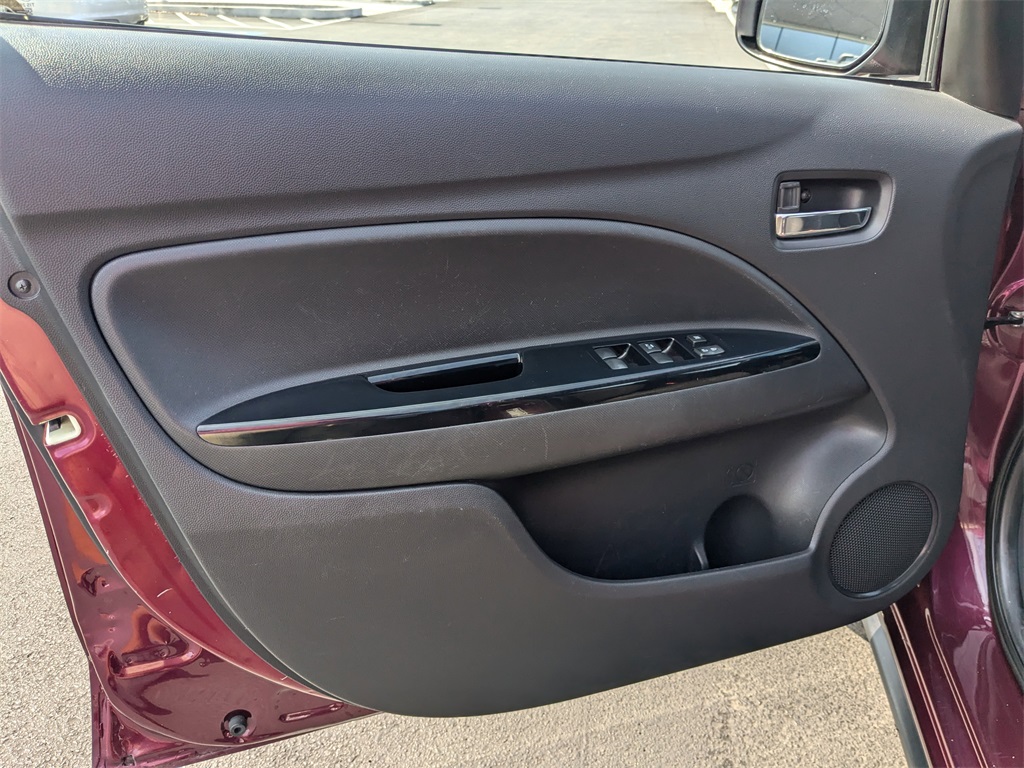 2018 Mitsubishi Mirage SE 6