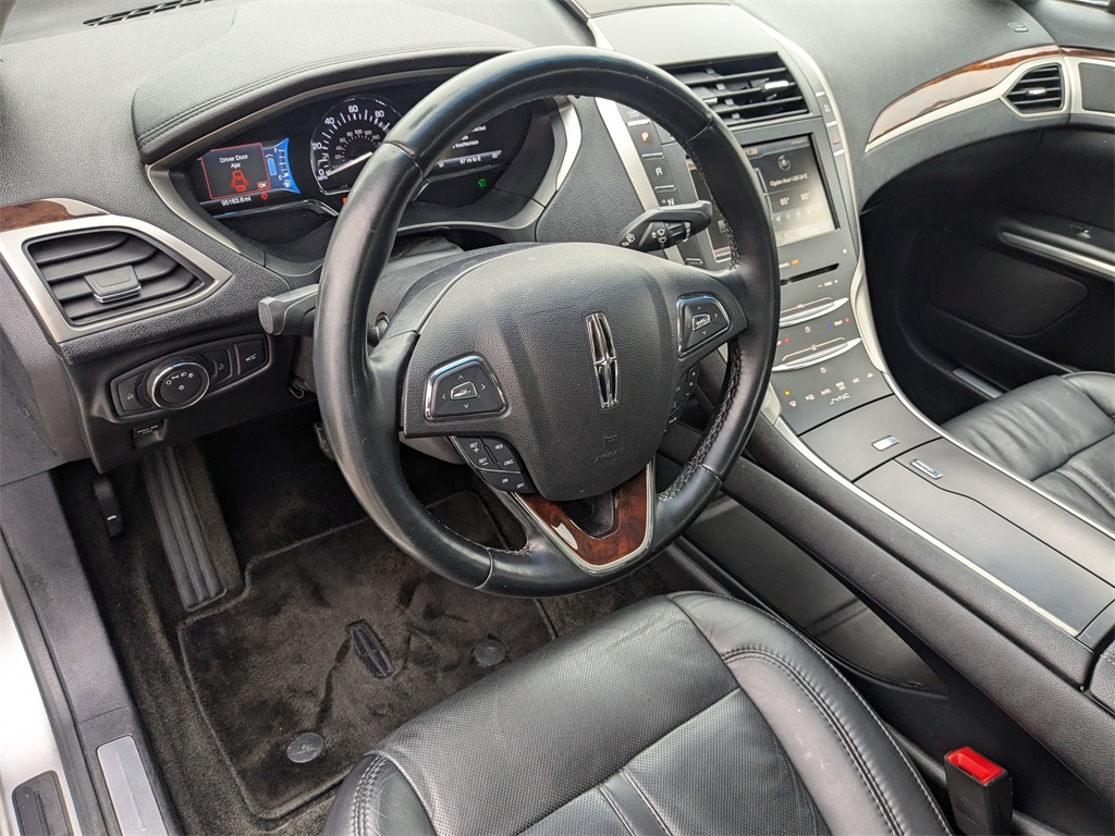 2016 Lincoln MKZ Hybrid 10