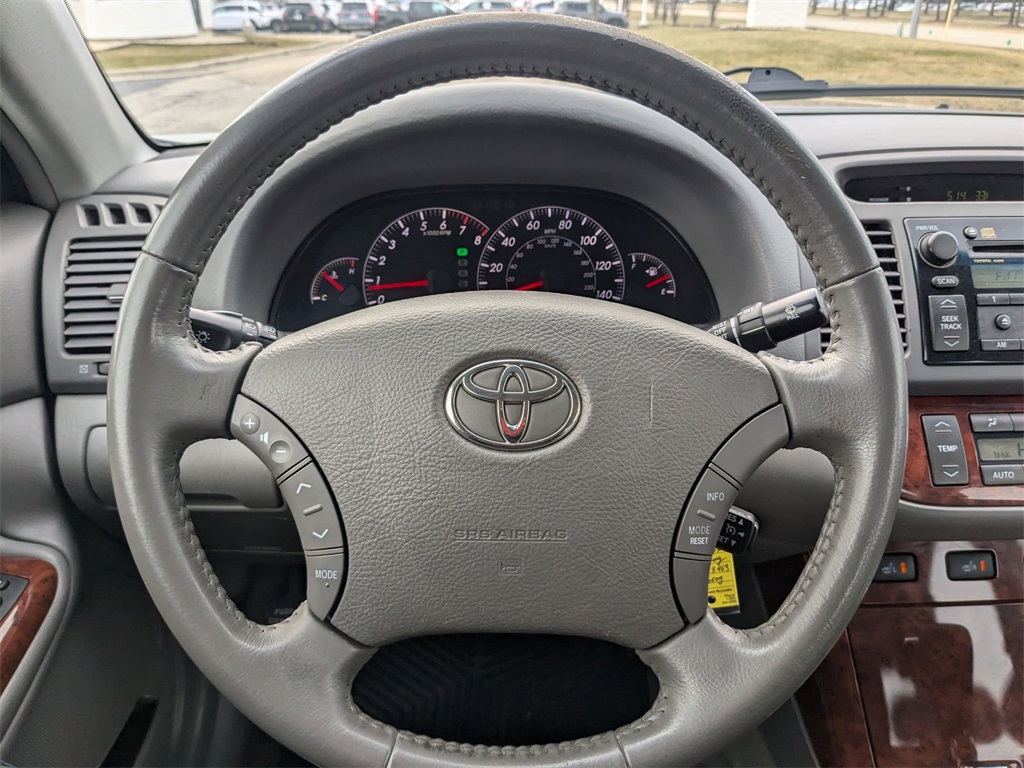 2005 Toyota Camry XLE 14