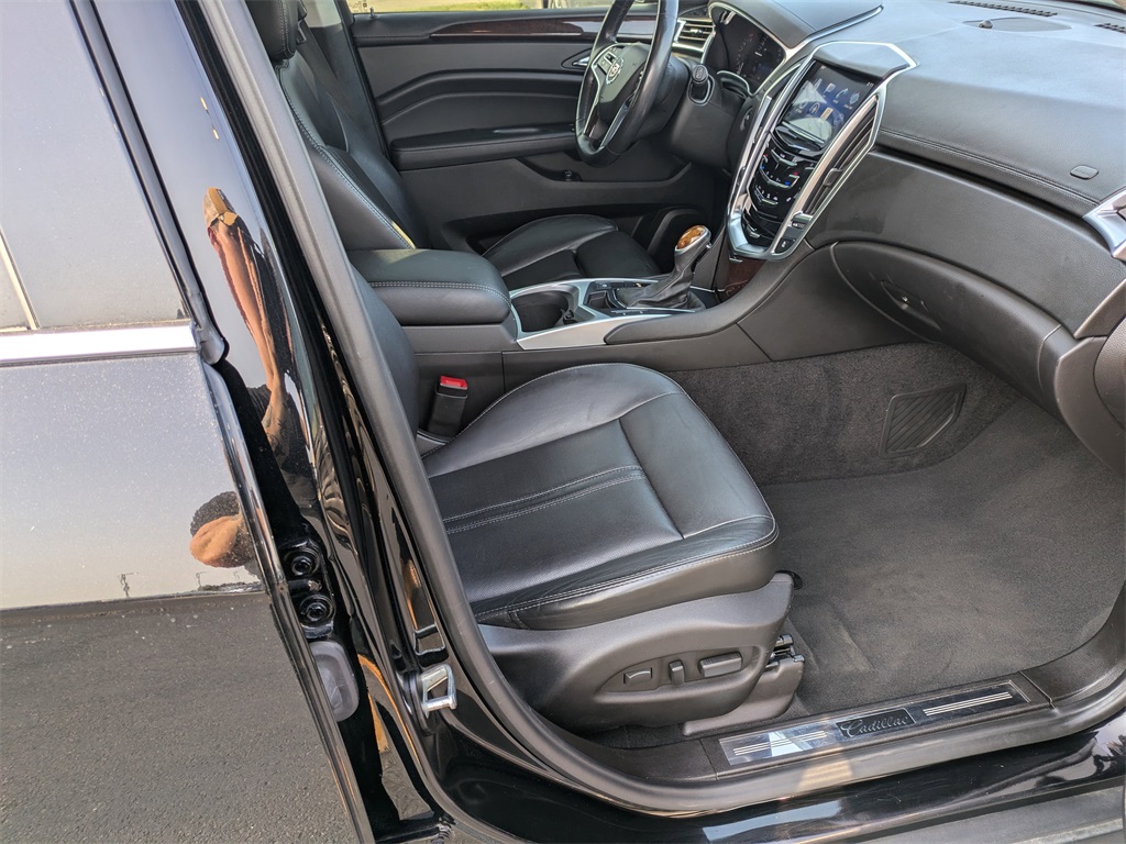 2016 Cadillac SRX Luxury 25