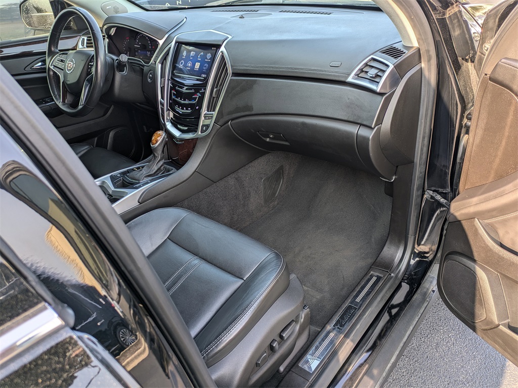 2016 Cadillac SRX Luxury 26