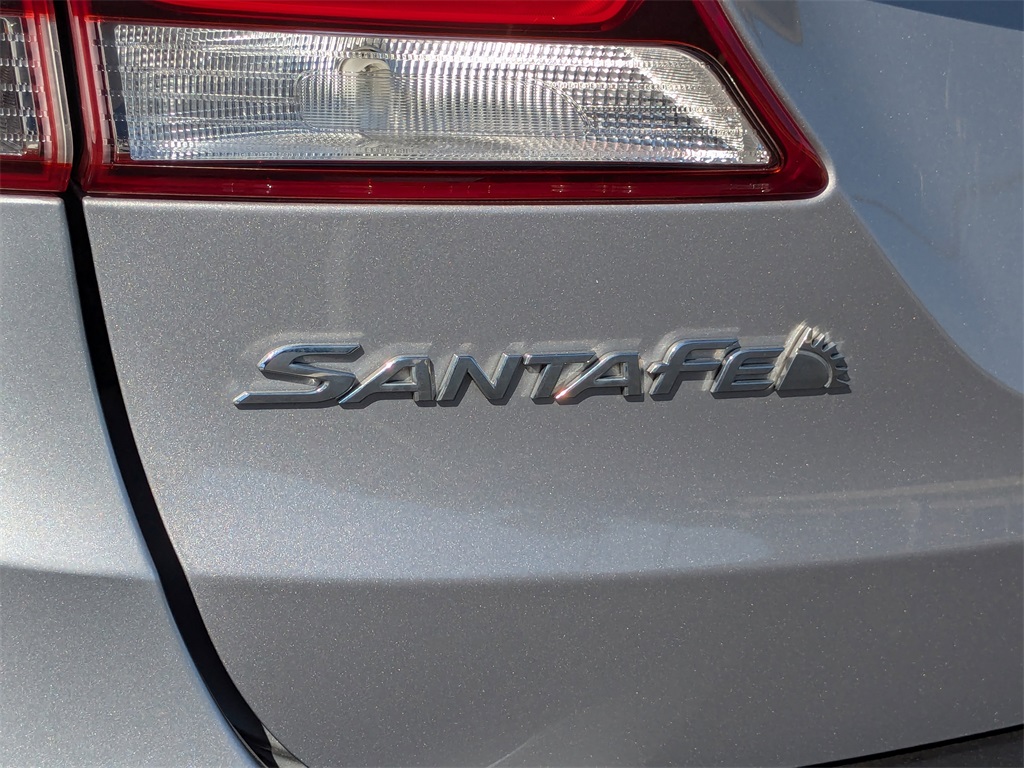 2017 Hyundai Santa Fe Limited Ultimate 33