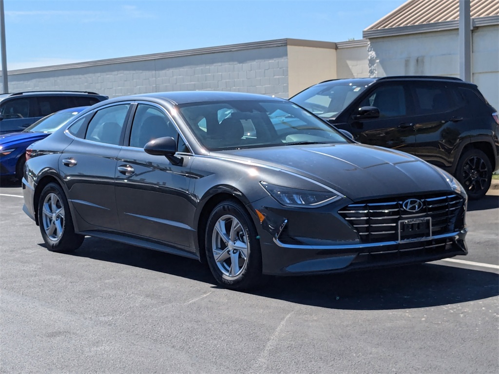 2021 Hyundai Sonata SE 3