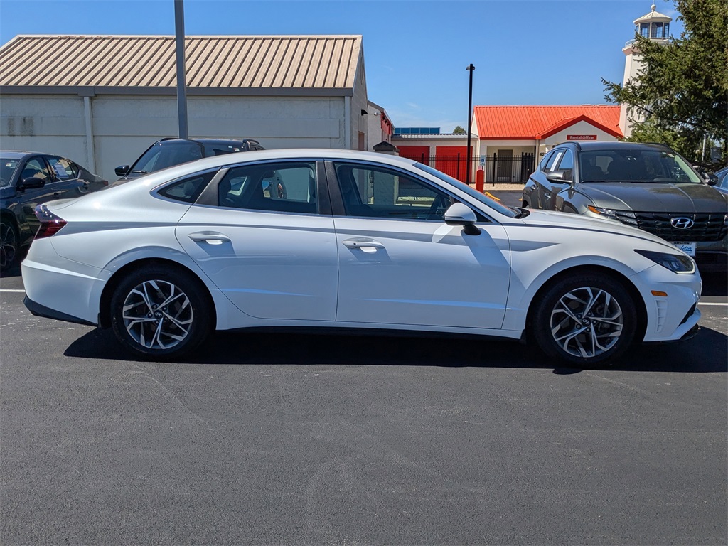 2022 Hyundai Sonata SEL 4