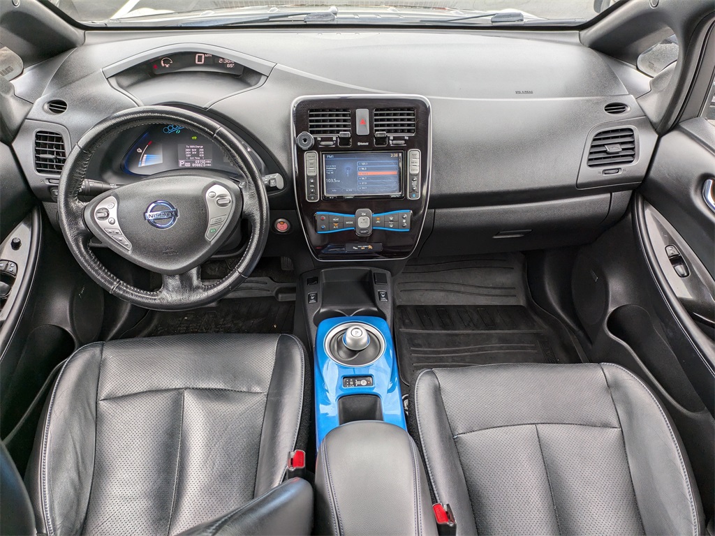 2013 Nissan Leaf SL 21