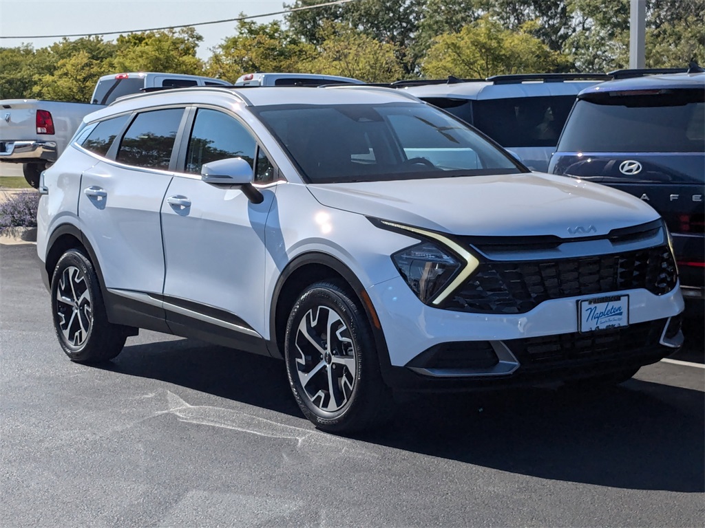 2023 Kia Sportage EX 3