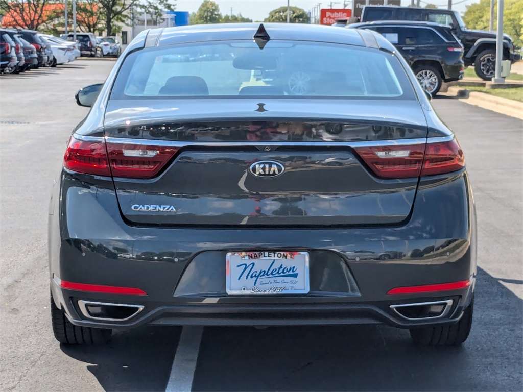 2017 Kia Cadenza Technology 6