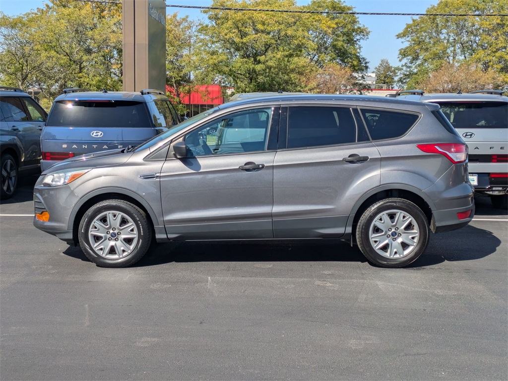 2013 Ford Escape S 2