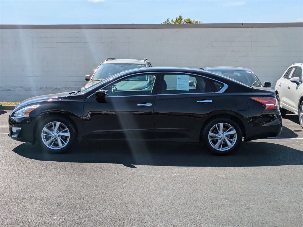 2013 Nissan Altima 2.5 SV 8