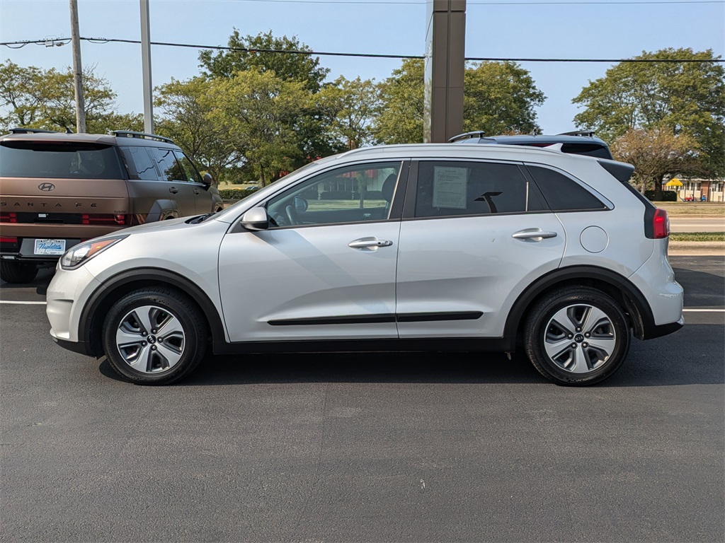 2019 Kia Niro LX 8