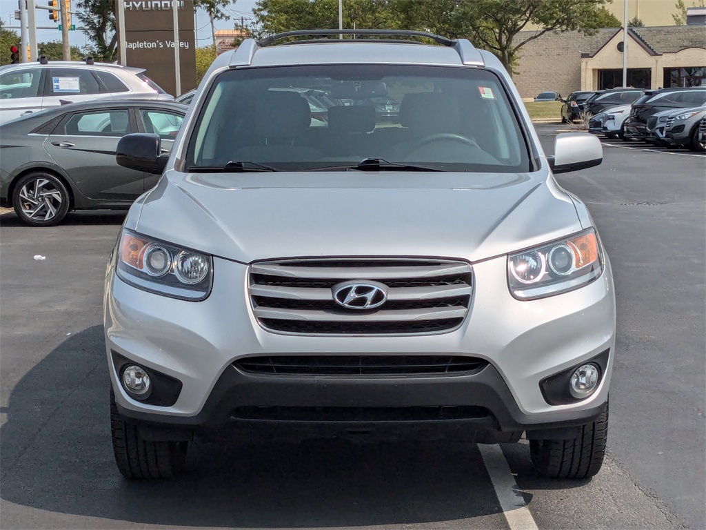 2012 Hyundai Santa Fe SE 2